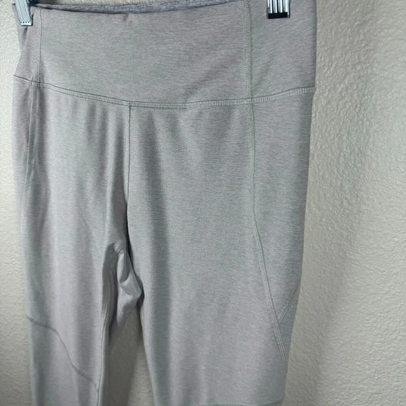 Outdoor Voices OV Grey Dipped 7/8 Athletic Performance Leggings Size Small - Picture 4 of 8